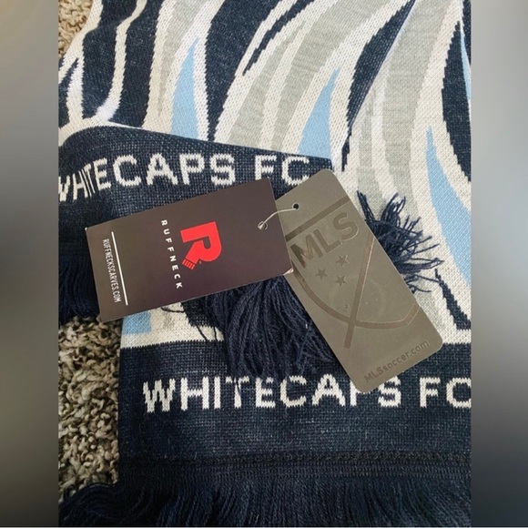 New WHITECAPS VANCOUVER SCARF - RETRO (HD KNIT) MLS - Navy & White - Picture 4 of 8